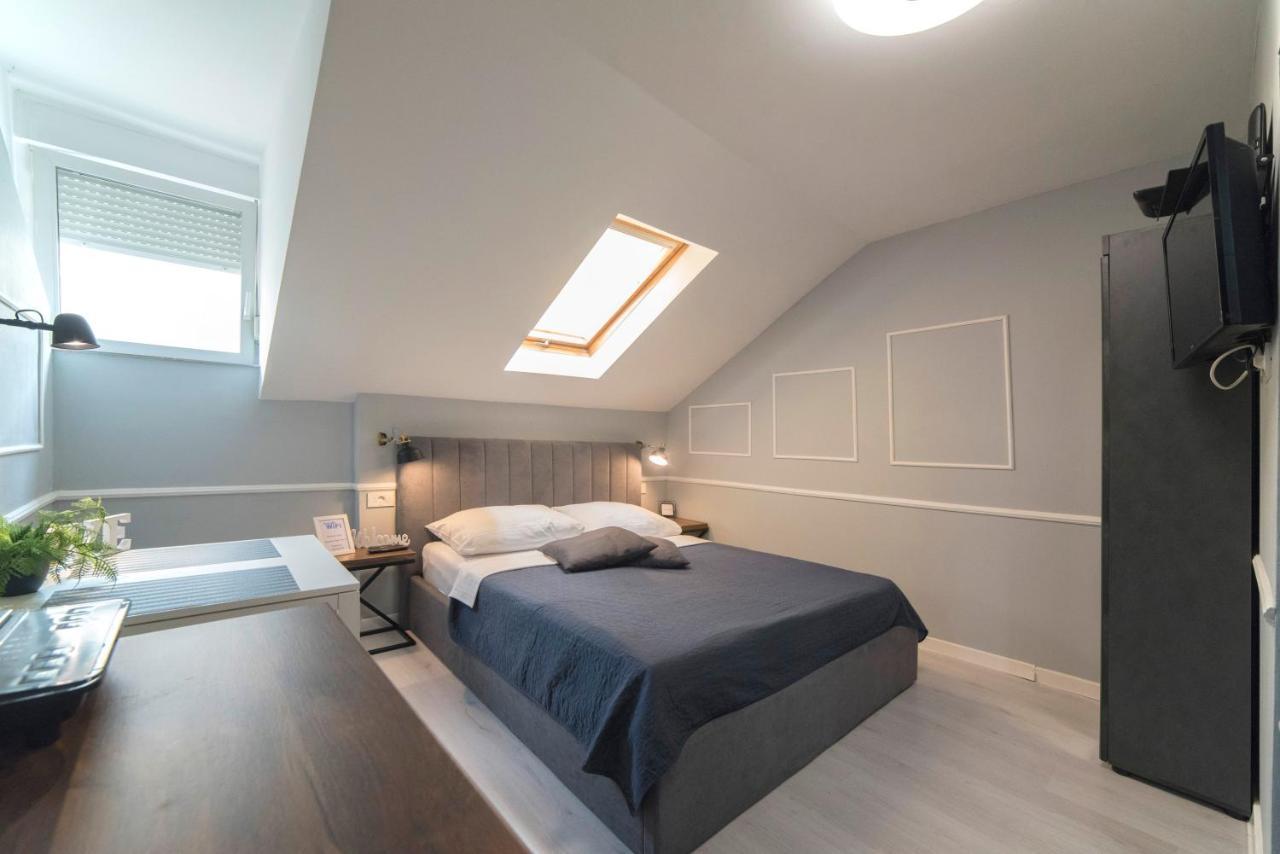 Manuela Studio Apartments, 4Th Floor, No Elevator Zagreb Extérieur photo