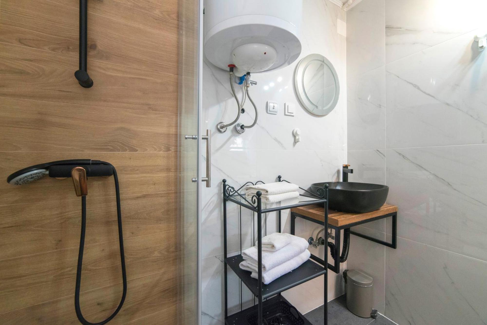 Manuela Studio Apartments, 4Th Floor, No Elevator Zagreb Extérieur photo
